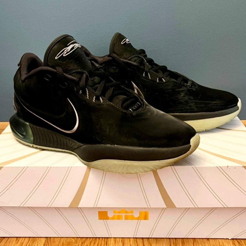 Nike LeBron XXI Tahitian Black